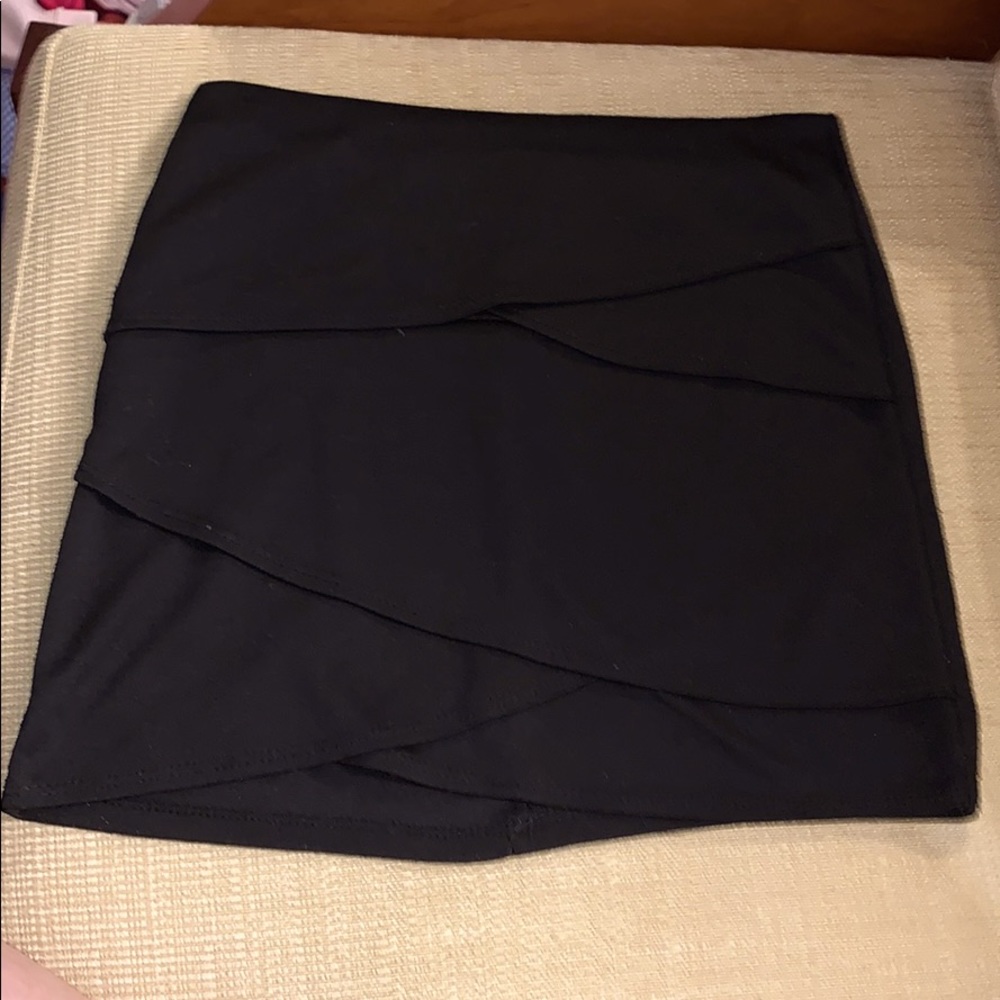 Good condition Girls Black Layered Skirt